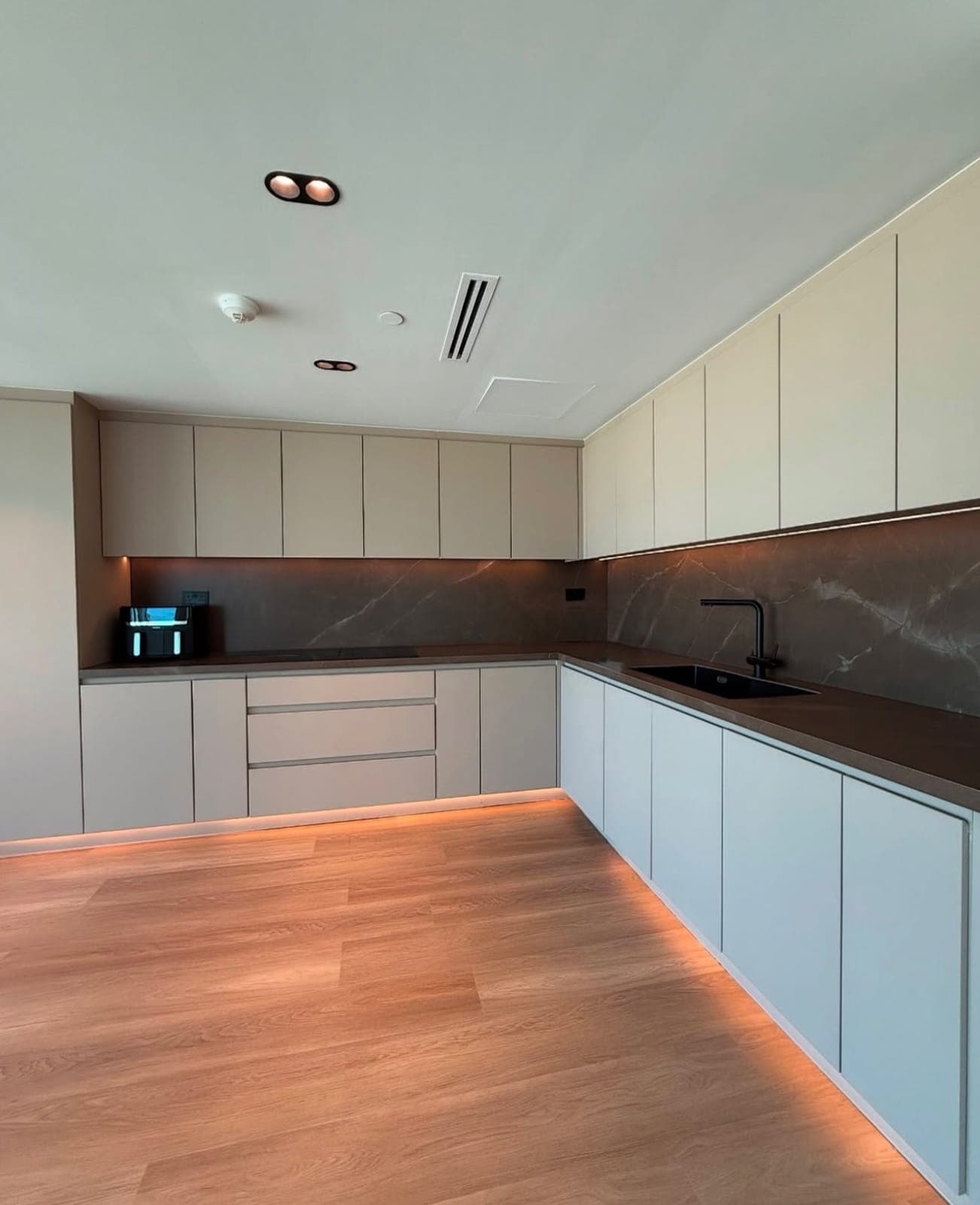Residential Interior Fit-Out — Kitchen & Dining